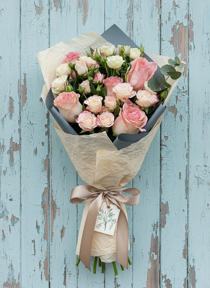 Букет цветов из: Розы в Камышине