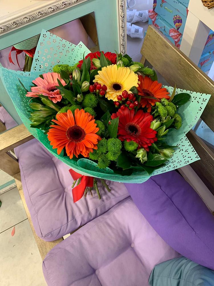 Букет цветов из: Герберы, Хризантемы и Альстромерии в Камышине
