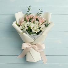 Букет цветов из:  Альстромерии в Камышине