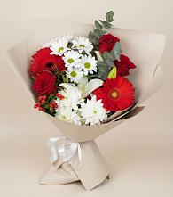 Букет цветов из:  Розы, Хризантемы, Герберы и Лилии в Камышине