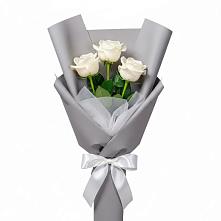 Букет 3 белые розы в Камышине