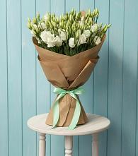 Букет цветов из:  Лизиантусы в Камышине