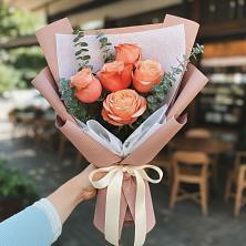 Букет цветов из:  Розы в Камышине