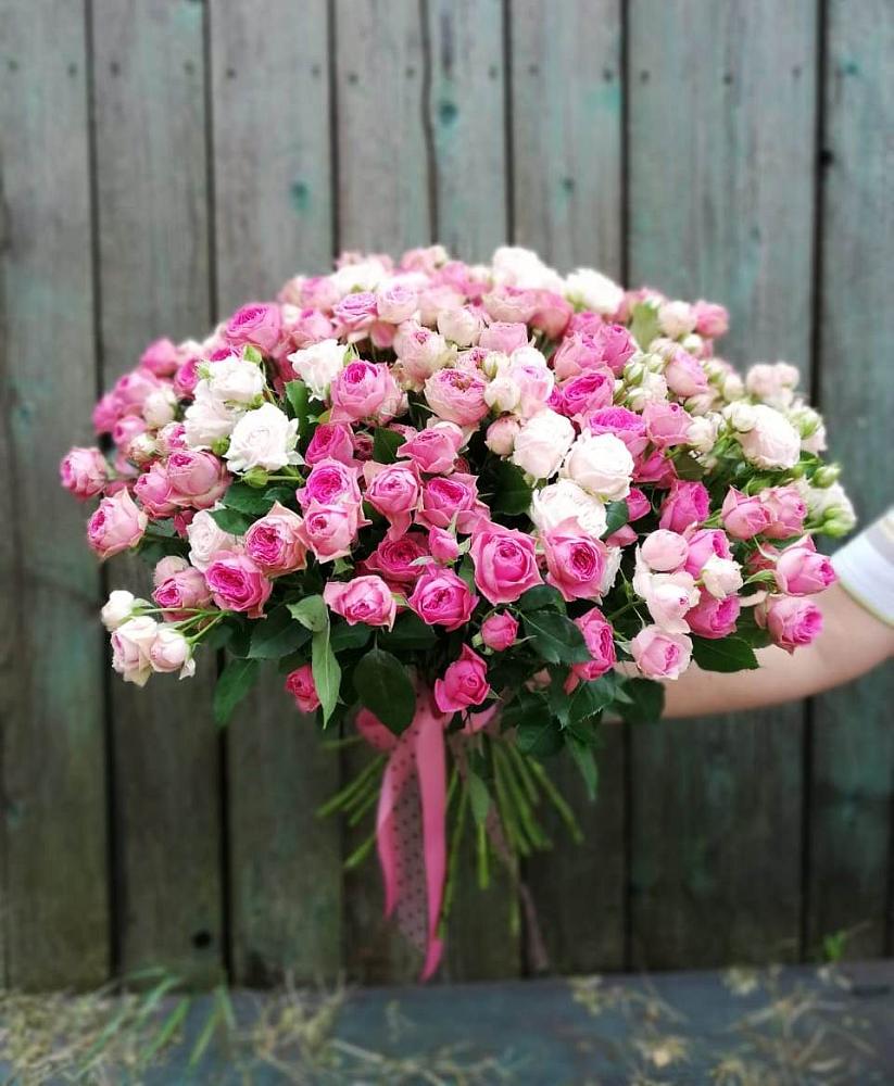 Букет Розовые кустовые розы Натали и Лав Лидия в Камышине