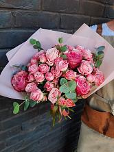 Букет розы в пальмах в Камышине Букет цветов из: Розы в Камышине