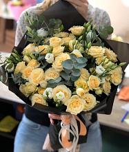 Букет цветов из:  Розы и Лизиантусы в Камышине