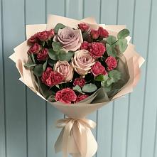 Букет цветов из:  Гвоздики и Розы в Камышине