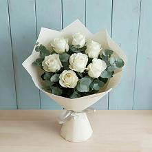Букет Белые розы в Эвкалипте в Камышине