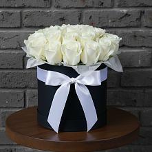 Цветочная композиция из Розы в шляпной коробке в Камышине