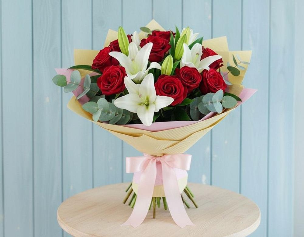 Букет цветов из: Лилии и Розы в Камышине